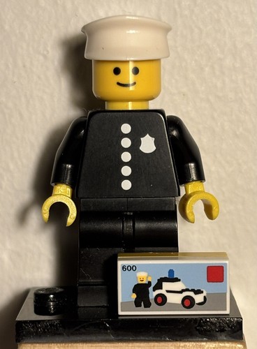 Lego series classic - 18, police