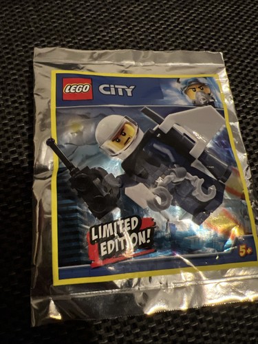 Lego city policeman - -, with